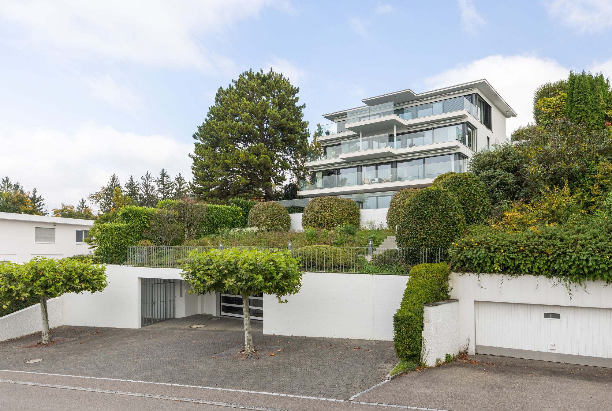 Wonderful terrace apartment with Lake view