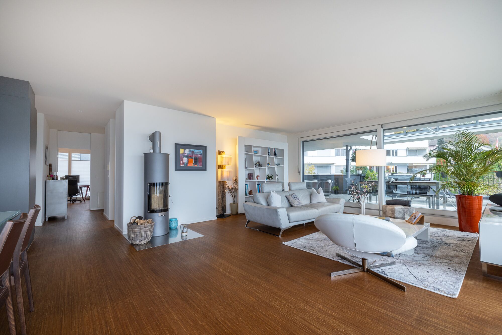 Luxuriöses, möbliertes Penthouse an bester zentraler Lage