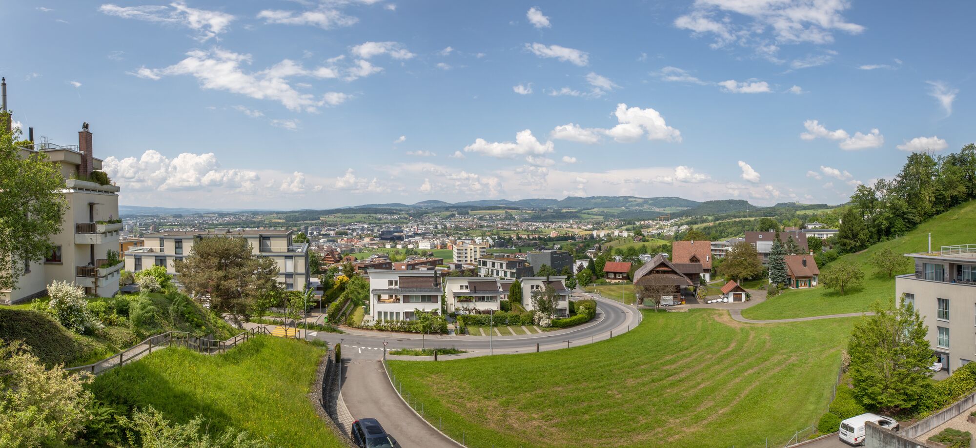 Stilvolle Attikawohnung mit atemberaubender Fernsicht