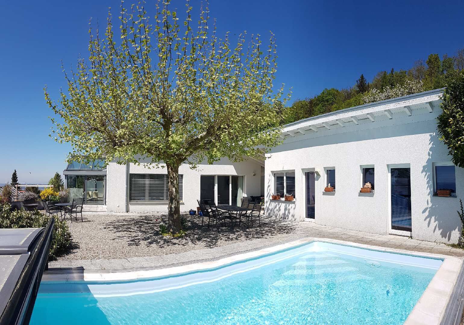 8 Room House with Mountain Panorama View and Swimming Pool