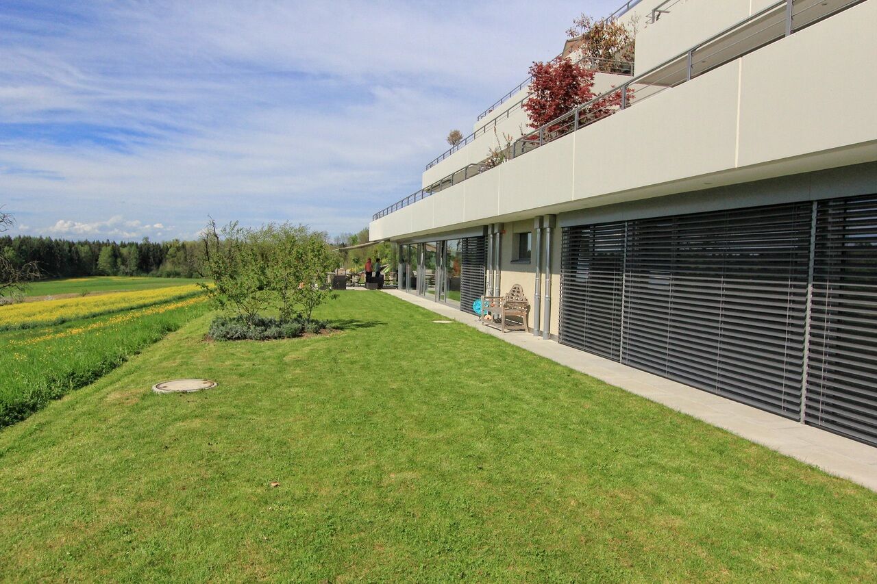 Modern 6.5 Room Garden Apartment with beautiful View
